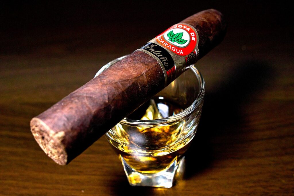 ホヤ・デ・ニカラグア アンターニョ 1970 コンスル/Joya de Nicaragua Antano 1970 Consul｜葉巻/シガー初心者の喫煙レビューブログ｜ギャラリー4