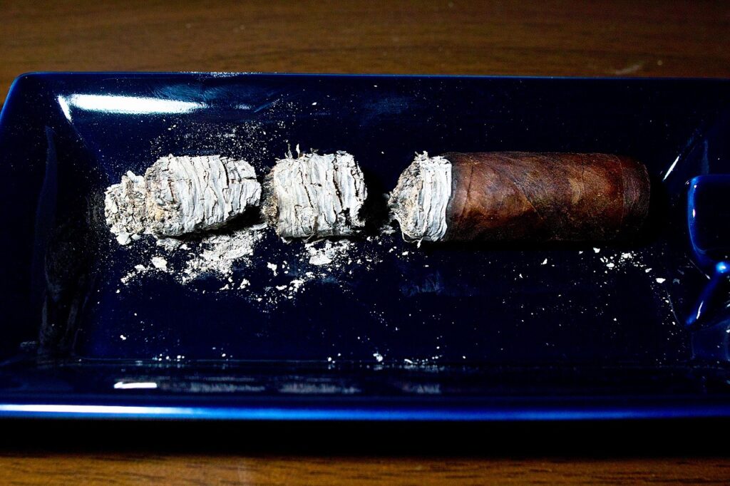 ホヤ・デ・ニカラグア アンターニョ 1970 コンスル/Joya de Nicaragua Antano 1970 Consul｜葉巻/シガー初心者の喫煙レビューブログ｜ファイナルアッシュ