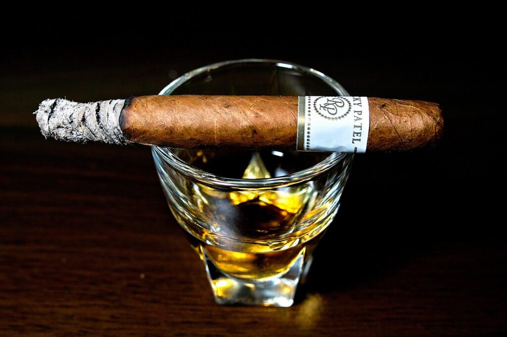ロッキーパテル ヴィンテージ 1999 コネチカット ミニ/Rocky Patel Vintage 1999 Connecticut Mini｜葉巻/シガー初心者の喫煙レビューブログ｜喫煙中盤セカンドサード