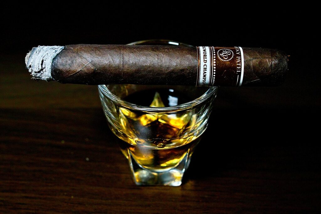 ロッキーパテル CSWC 葉巻世界選手権公式シガー マレーバ/Rocky Patel CSWC Cigar Smoking World Championship Mareva｜葉巻/シガー初心者の喫煙レビューブログ｜喫煙中盤セカンドサード