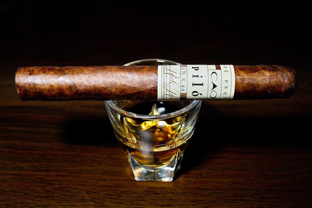 シーエーオー ピロン コロナ/CAO Pilon Corona｜葉巻/シガー初心者の喫煙レビューブログ｜ギャラリー1