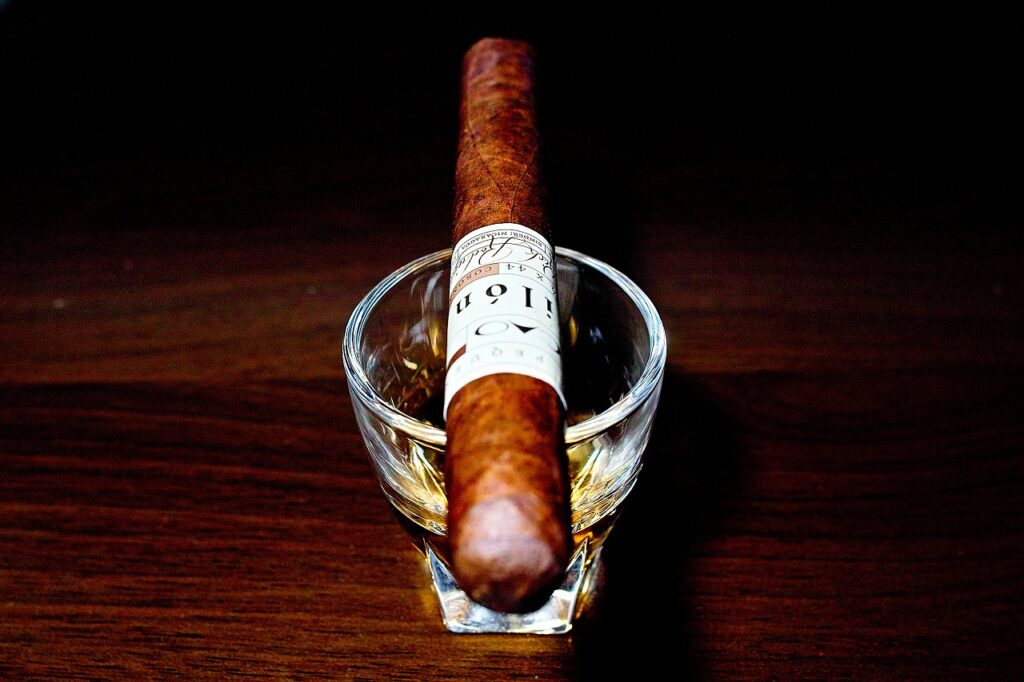 シーエーオー ピロン コロナ/CAO Pilon Corona｜葉巻/シガー初心者の喫煙レビューブログ｜ギャラリー4