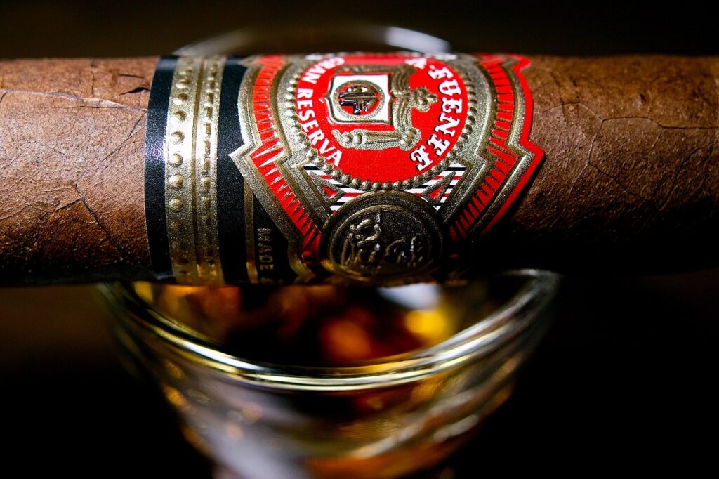 アルトゥーロ・フエンテ シャトーフエンテ サングロウン/Arturo Fuente Chateau Fuente Sun Grown Cigar Review|葉巻/シガー初心者の喫煙レビューブログ|ギャラリー6