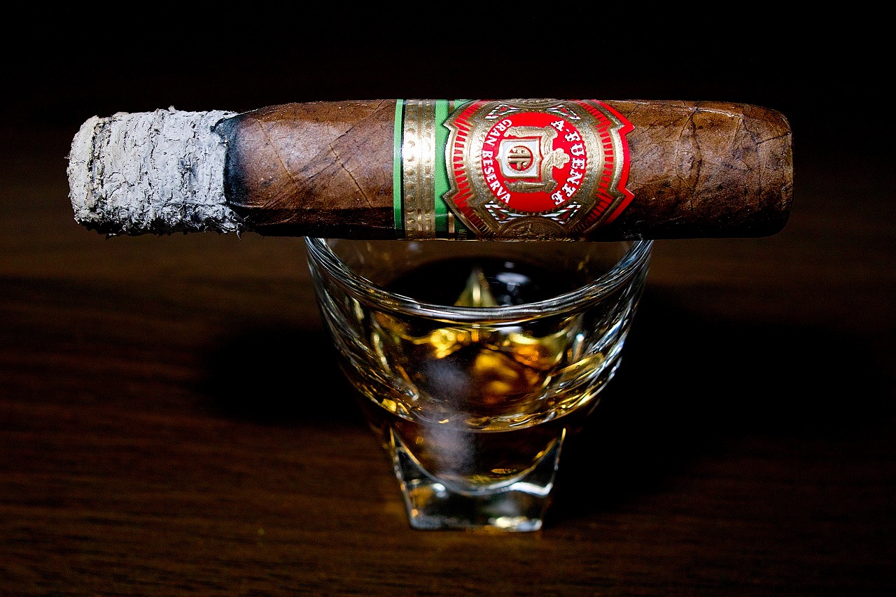 エンブリヨ('76米)　※セル版　新品　廃盤　希少　激レア エンブリヨ(´76米) ※セル版 新品 廃盤 希少 激レア