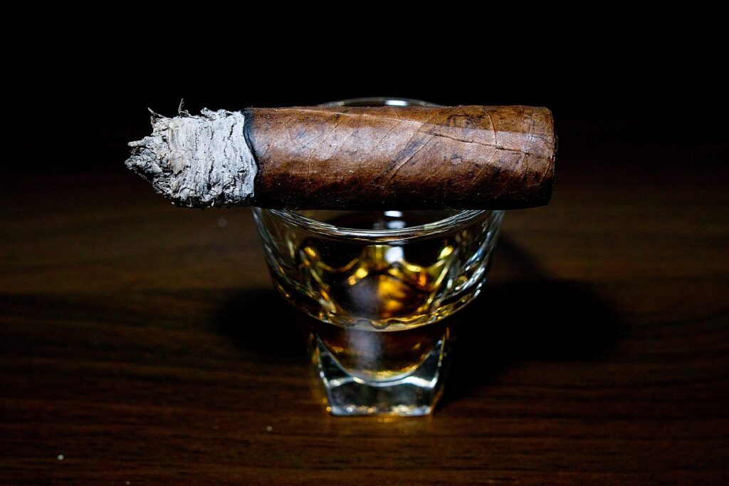 アルトゥーロ・フエンテ グランレゼルバ ロスチャイルド/Arturo Fuente Gran Reserva Natural Rothschilds Cigar Review|葉巻/シガー初心者の喫煙レビューブログ|喫煙終盤ファイナルサード