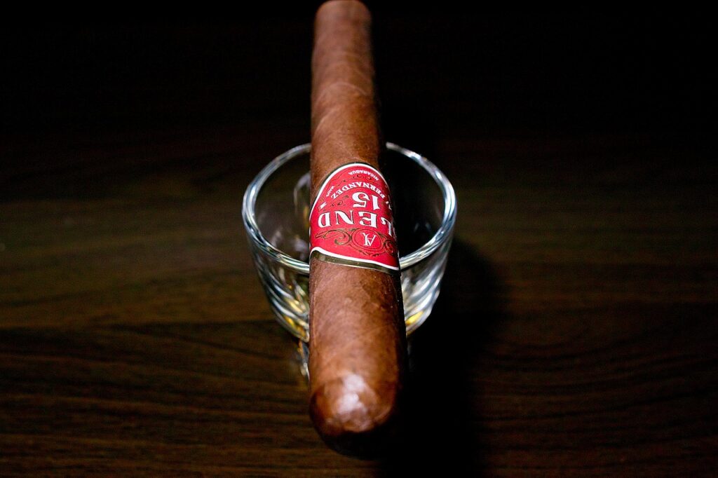 A.J. フェルナンデス ブレンド 15 トロ/A.J. Fernandez Blend 15 Toro Cigar Review｜葉巻/シガー初心者の喫煙レビューブログ｜ギャラリー4