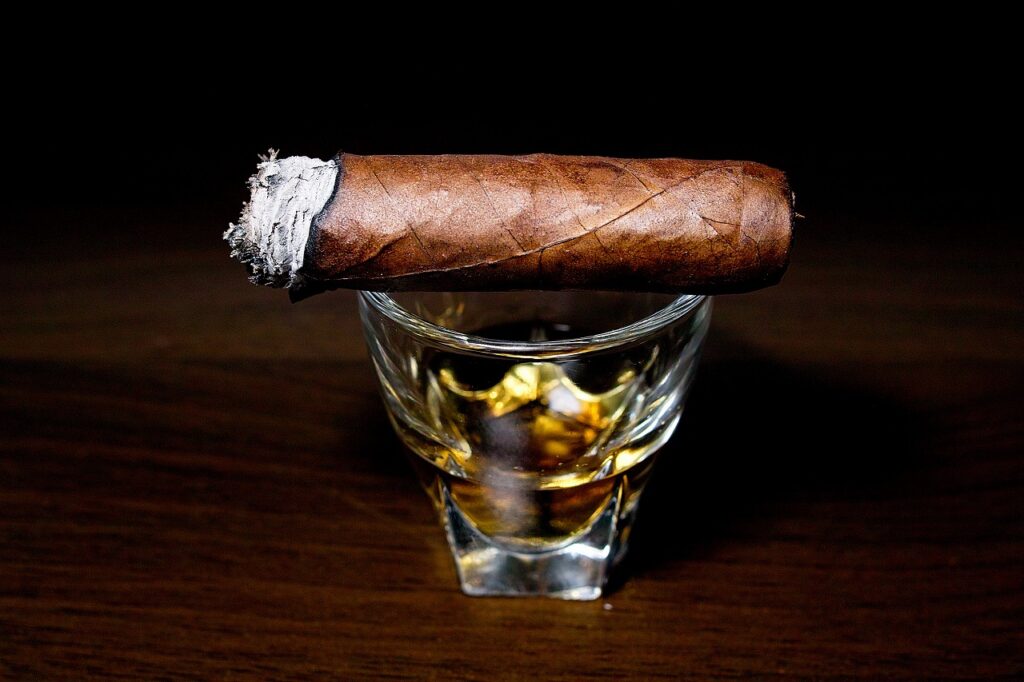 ホヤ・デ・ニカラグア クラシコ チャーチル マデューロ/Joya de Nicaragua Clasico Churchill Criollo Cigar Review｜葉巻/シガー初心者の喫煙レビューブログ｜喫煙終盤ファイナルサード