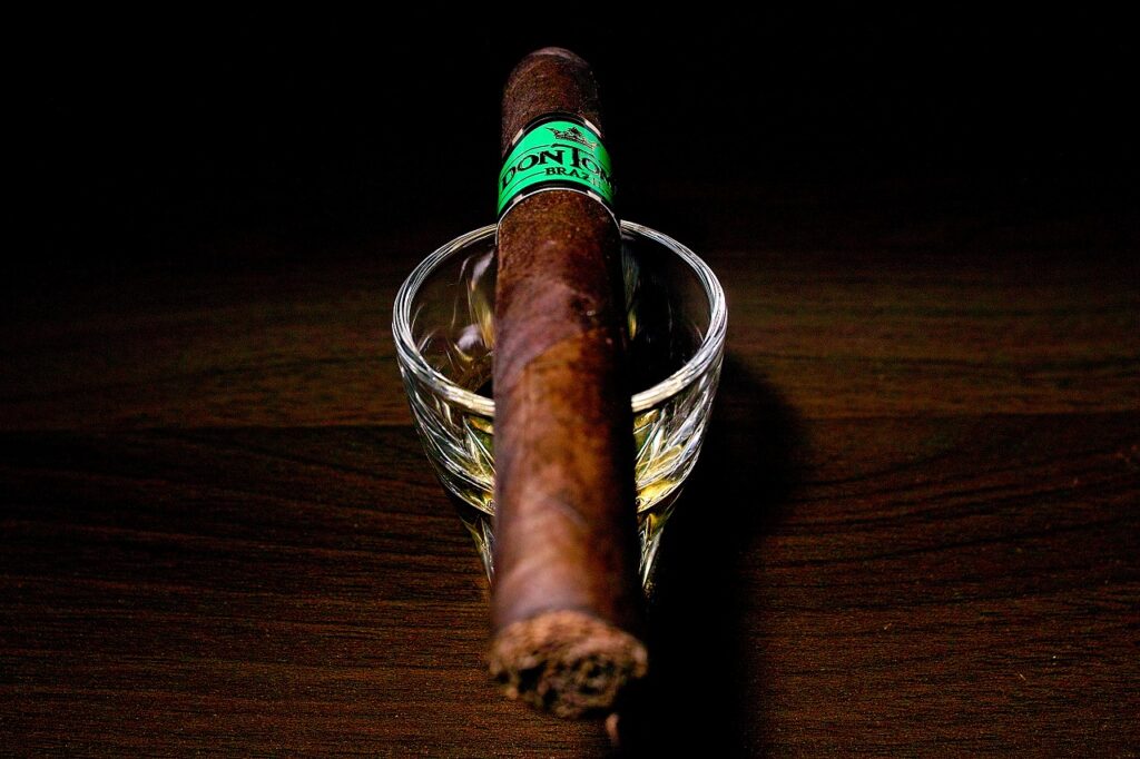 ドン・トーマス ブラジル ロブスト/Don Tomas Brazil Robusto Cigar Review｜葉巻/シガー初心者の喫煙レビューブログ｜ギャラリー5