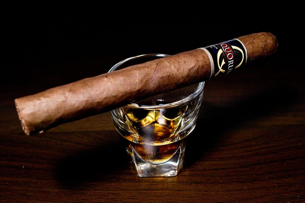 クオラム クラシック コロナ/Quorum Classic Corona Cigar Review｜葉巻/シガー初心者の喫煙レビューブログ｜ギャラリー3