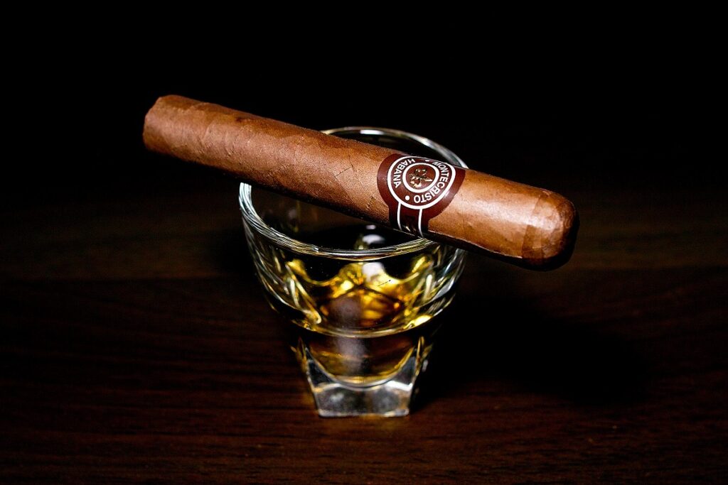 モンテクリスト No.5/Montecristo No.5 Cigar Review｜葉巻/シガー初心者の喫煙レビューブログ｜ギャラリー2
