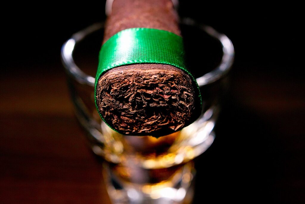 マイファーザー ラ オプレンシア ロブスト/My Father La Opulencia Robusto Cigar Review｜葉巻/シガー初心者の喫煙レビューブログ｜ギャラリー6