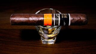 エイジングルーム クワトロ ニカラグア エスプレシーボ/Aging Room Quattro Nicaragua Espressivo Cigar Review｜葉巻/シガー初心者の喫煙レビューブログ｜ギャラリー1