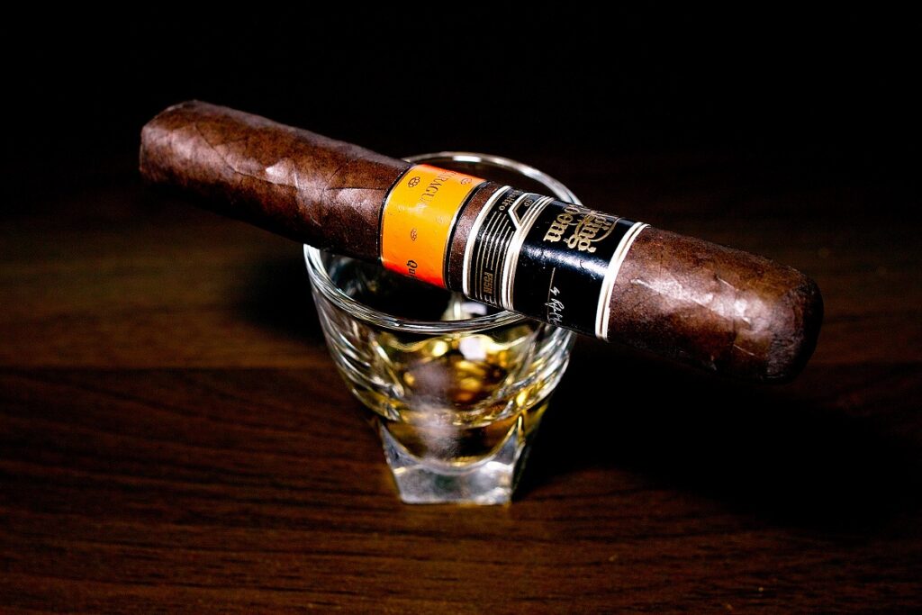 エイジングルーム クワトロ ニカラグア エスプレシーボ/Aging Room Quattro Nicaragua Espressivo Cigar Review｜葉巻/シガー初心者の喫煙レビューブログ｜ギャラリー3