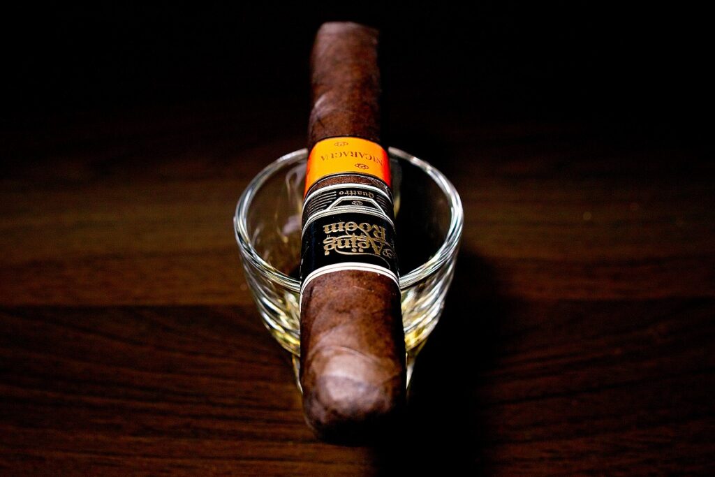 エイジングルーム クワトロ ニカラグア エスプレシーボ/Aging Room Quattro Nicaragua Espressivo Cigar Review｜葉巻/シガー初心者の喫煙レビューブログ｜ギャラリー4