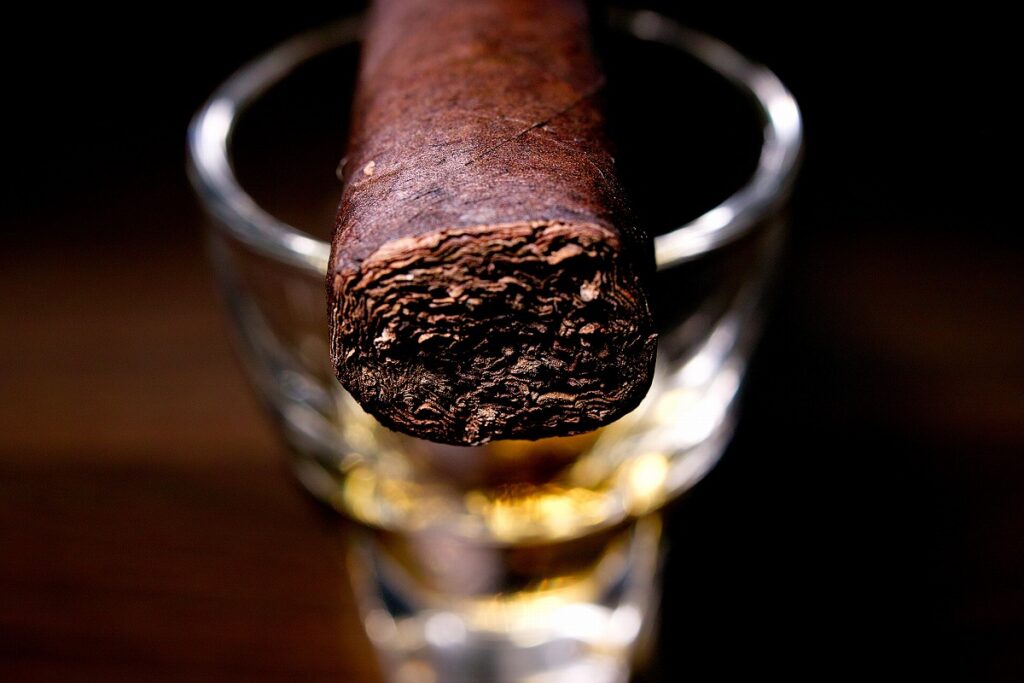 エイジングルーム クワトロ ニカラグア エスプレシーボ/Aging Room Quattro Nicaragua Espressivo Cigar Review｜葉巻/シガー初心者の喫煙レビューブログ｜ギャラリー6