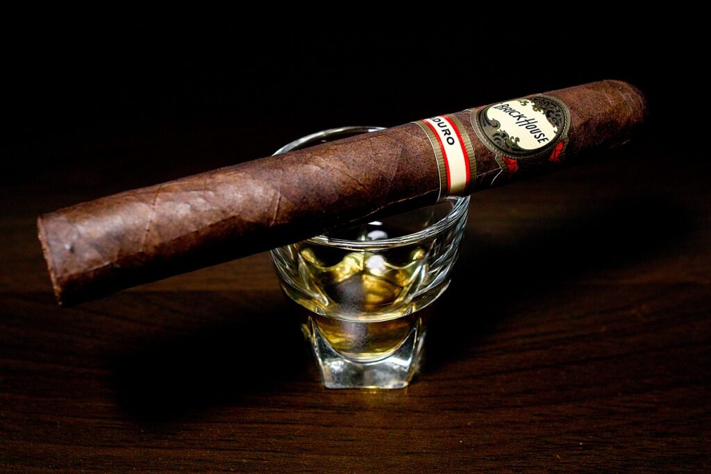 ブリックハウス トロ マデューロ/Brick House Toro Maduro Cigar Review｜葉巻/シガー初心者の喫煙レビューブログ｜ギャラリー3