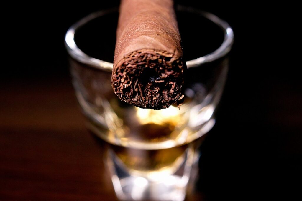 アルトゥーロ・フエンテ ブレバロイヤル/Arturo Fuente Brevas Royale Natural Cigar Review｜葉巻/シガー初心者の喫煙レビューブログ｜ギャラリー6