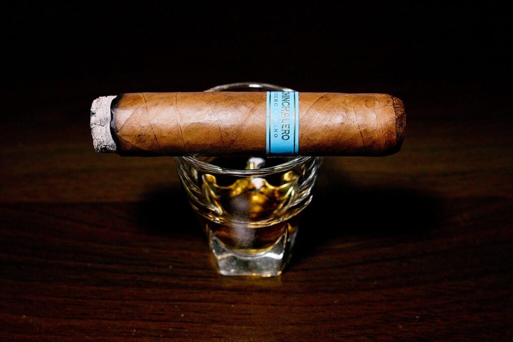 チンチャレロ ペティロブスト (6ヶ月間熟成)/Chinchalero Picadillos (Aged 6 months) Cigar Review｜葉巻/シガー初心者の喫煙レビューブログ｜喫煙序盤ファーストサード