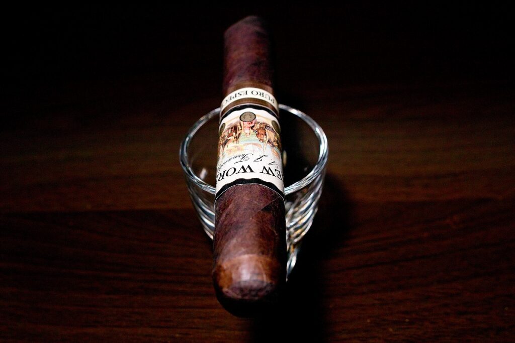 A.J. フェルナンデス ニューワールド プーロエスペシャル ロブスト/A.J. Fernandez New World Puro Especial Robusto Cigar Review｜葉巻/シガー初心者の喫煙レビューブログ｜ギャラリー4