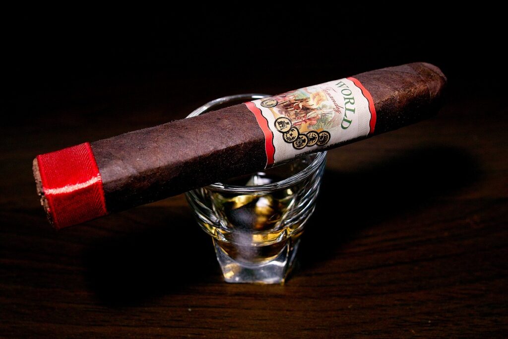 A.J. フェルナンデス ニューワールド オスクーロ ナベガンテ ロブスト/A.J. Fernandez New World Oscuro Robusto Cigar Review｜葉巻/シガー初心者の喫煙レビューブログ｜ギャラリー3