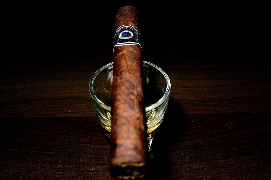 レポサド 96 エステートブレンド コロラド トロ/Reposado 96 Estate Blend Colorado Toro Cigar Review｜葉巻/シガー初心者の喫煙レビューブログ｜ギャラリー5