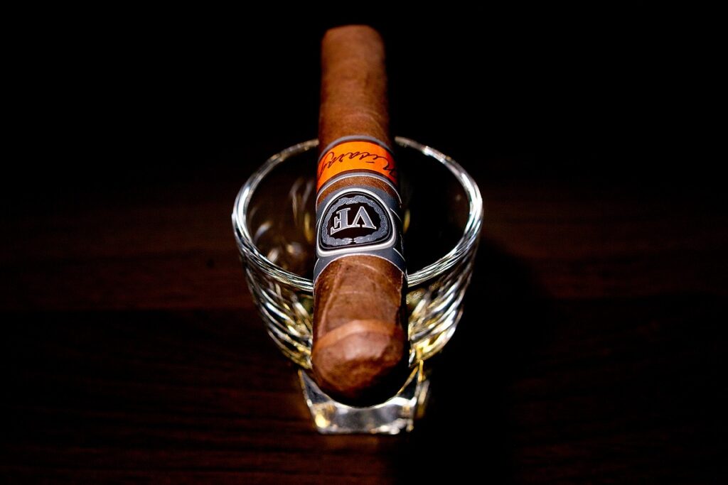 ベガフィナ ニカラグア ショート/VegaFina Nicaragua Short Cigar Review｜葉巻/シガー初心者の喫煙レビューブログ｜ギャラリー4