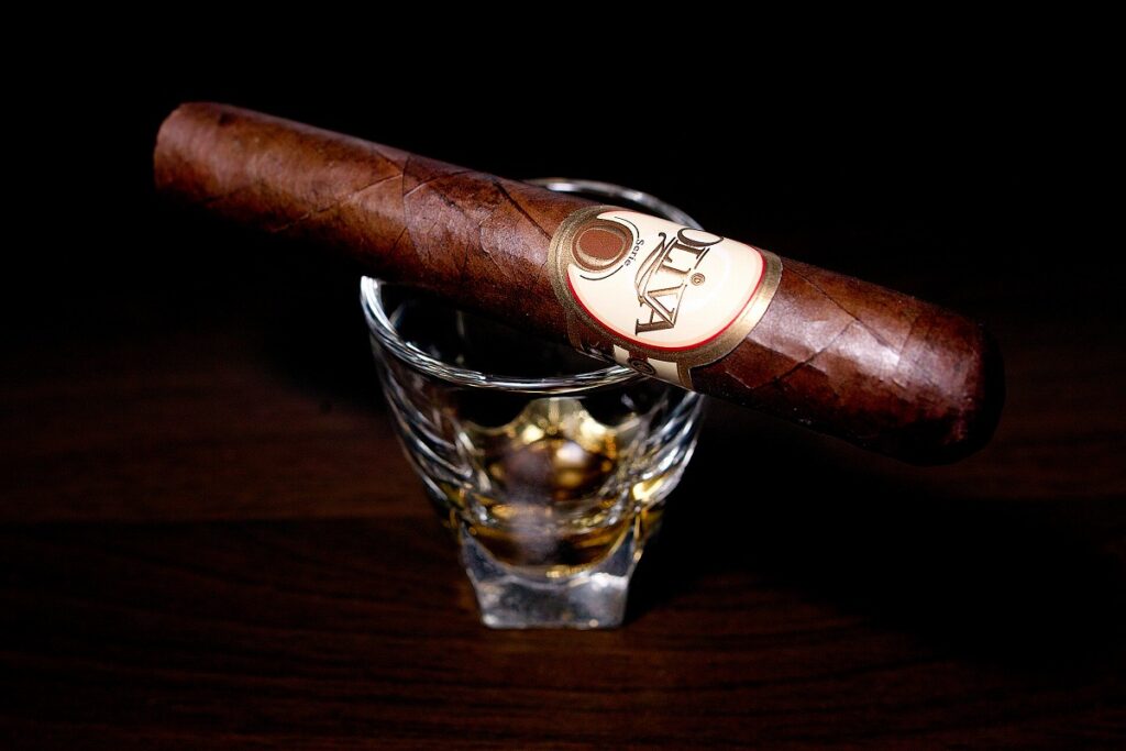 オリバ セリエ O ロブスト チュボス/Oliva Serie O Robusto Tubos Cigar Review｜葉巻/シガー初心者の喫煙レビューブログ｜ギャラリー2