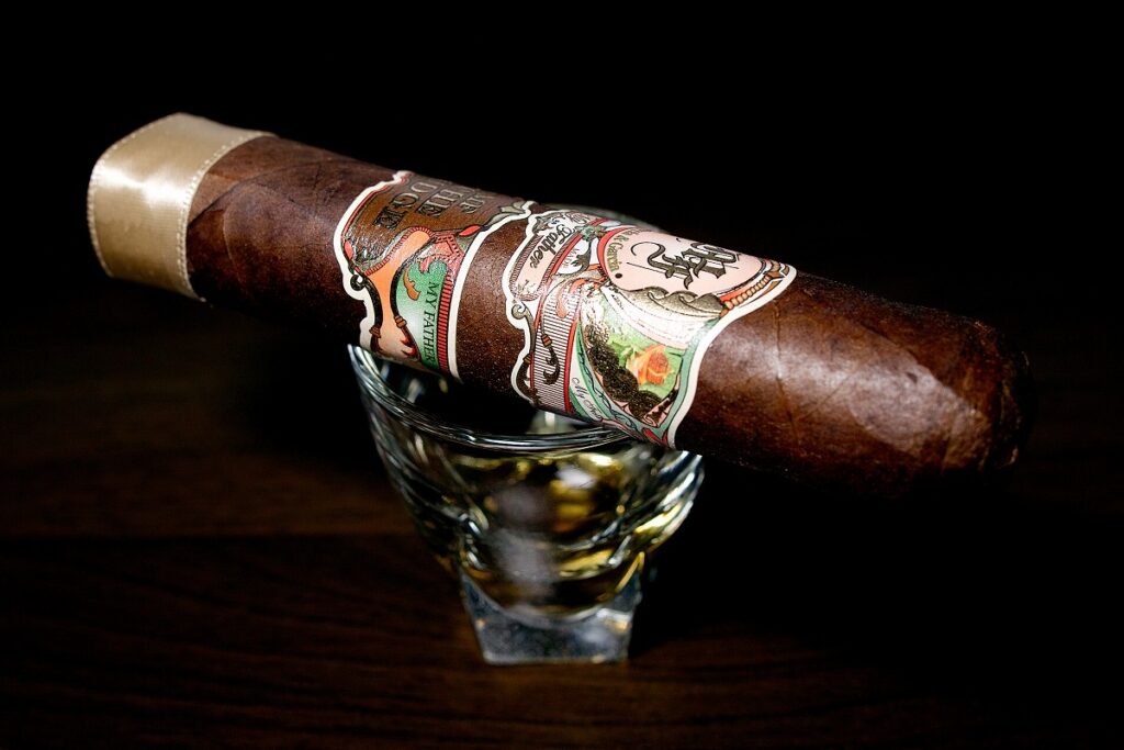 マイファーザー ザ・ジャッジ グランドロブスト/My Father The Judge Grand Robusto Cigar Review｜葉巻/シガー初心者の喫煙レビューブログ｜ギャラリー2