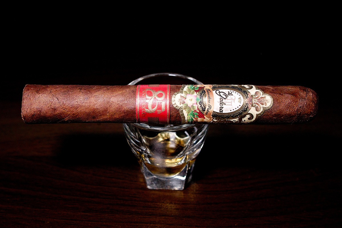 ラ・ガレラ 85周年記念 マデューロ トロ/La Galera 85th Anniversary Maduro Toro Cigar Review｜葉巻/シガー初心者の喫煙レビューブログ｜ギャラリー1