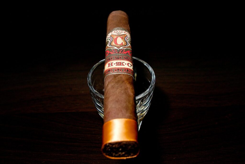 マイファーザー エル・センチュリオン H-2K-CT トロ/My Father El Centurion H-2K-CT Toro Cigar Review｜葉巻/シガー初心者の喫煙レビューブログ｜ギャラリー5