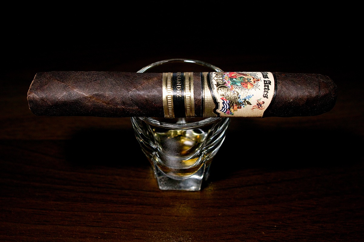 A.J. フェルナンデス ベージャ アルテス マデューロ ロブスト/A.J. Fernandez Bellas Artes Maduro Robusto Cigar Review｜葉巻/シガー初心者の喫煙レビューブログ｜ギャラリー1