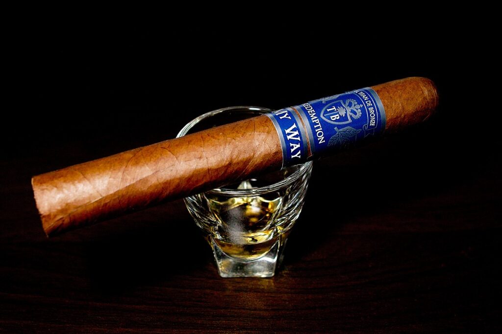エル・タイタン・デ・ブロンズ レデンプション マイウェイ トロ/El Titan de Bronze Redemption My Way Toro Cigar Review｜葉巻/シガー初心者の喫煙レビューブログ｜ギャラリー3