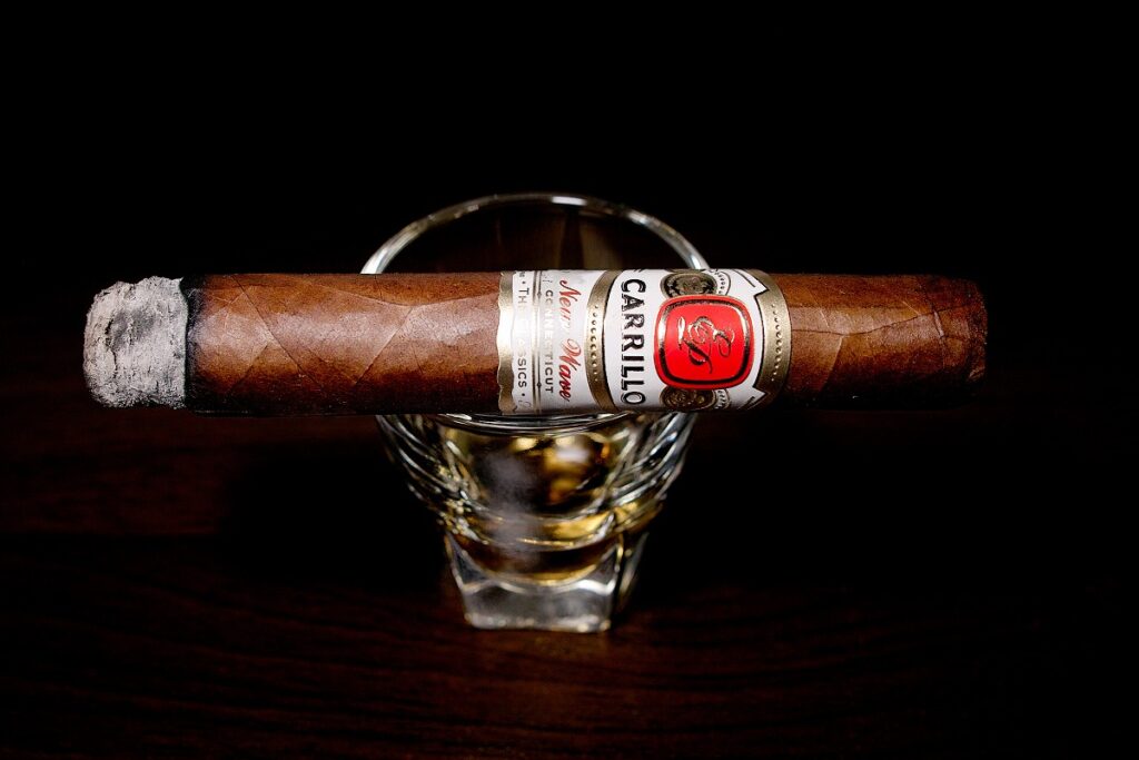 E.P. カリージョ ニューウェーブ コネチカット ブリヤンテス/E.P. Carrillo New Wave Connecticut Brillantes Cigar Review｜葉巻/シガー初心者の喫煙レビューブログ｜喫煙序盤ファーストサード