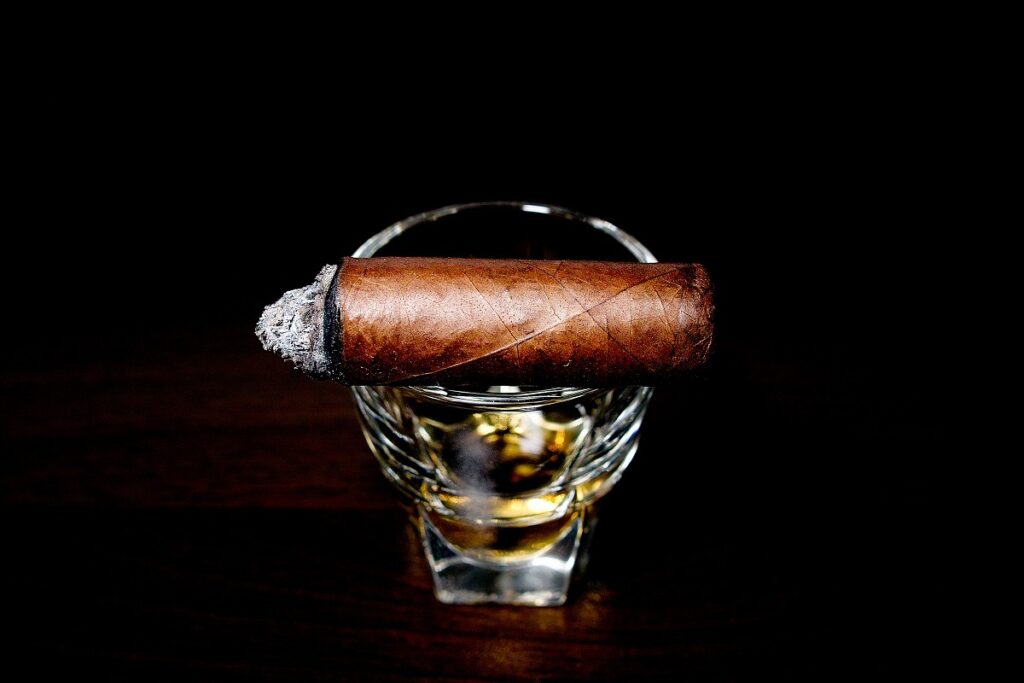 E.P. カリージョ ニューウェーブ コネチカット ブリヤンテス/E.P. Carrillo New Wave Connecticut Brillantes Cigar Review｜葉巻/シガー初心者の喫煙レビューブログ｜喫煙終盤ファイナルサード