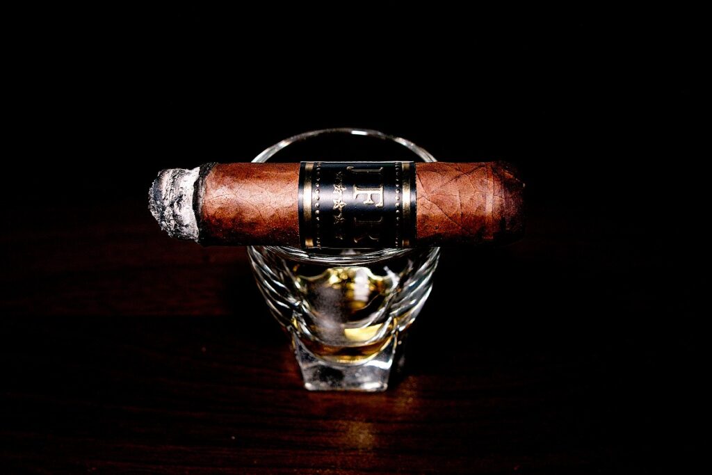 JFR コロホ ロブスト/JFR Corojo Robusto Cigar Review｜葉巻/シガー初心者の喫煙レビューブログ｜喫煙終了後ファイナルサード