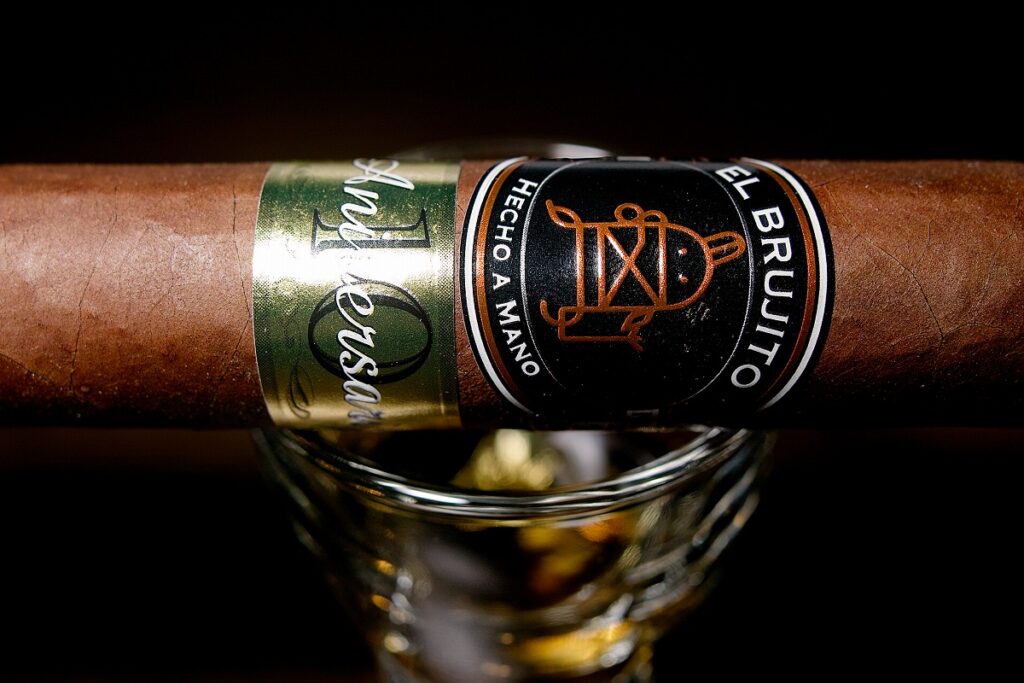 アルファンブラ エル ブルヒート 10周年記念シガー/Alfambra El Brujito 10 Aniversario Gorditos Cigar Review｜葉巻/シガー初心者の喫煙レビューブログ｜ギャラリー6