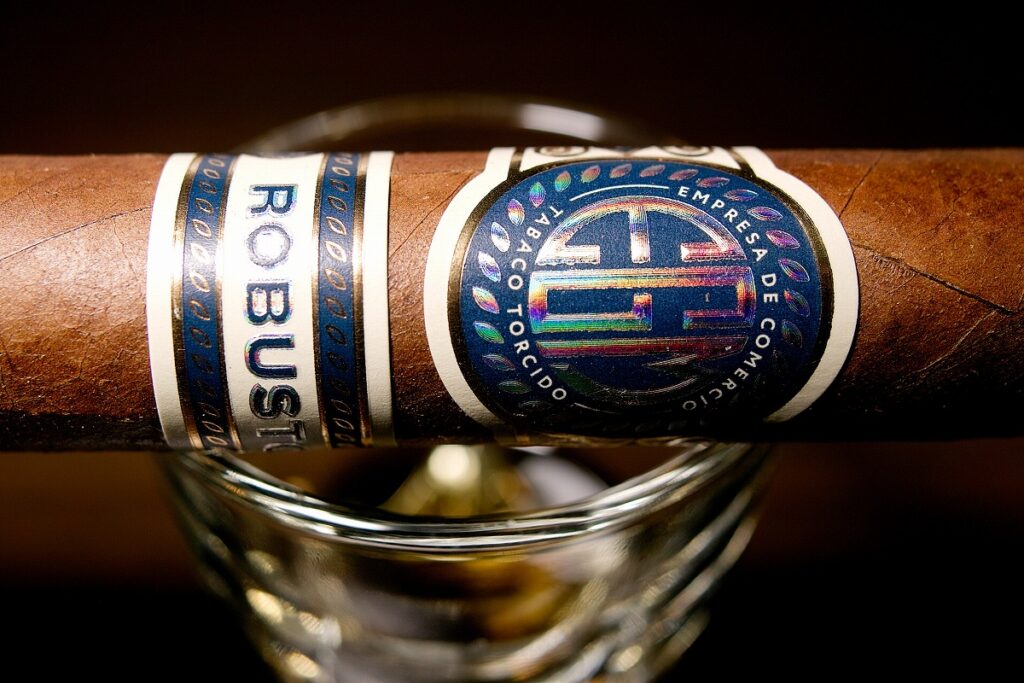EGM ロブストス/EGM Robustos Cigar Review｜葉巻/シガー初心者の喫煙レビューブログ｜ギャラリー6