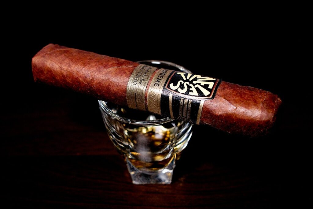 フェリオ・テゴ タイムレス シュプリーム 554/Ferio Tego Timeless Supreme 554 Cigar Review｜葉巻/シガー初心者の喫煙レビューブログ｜ギャラリー2