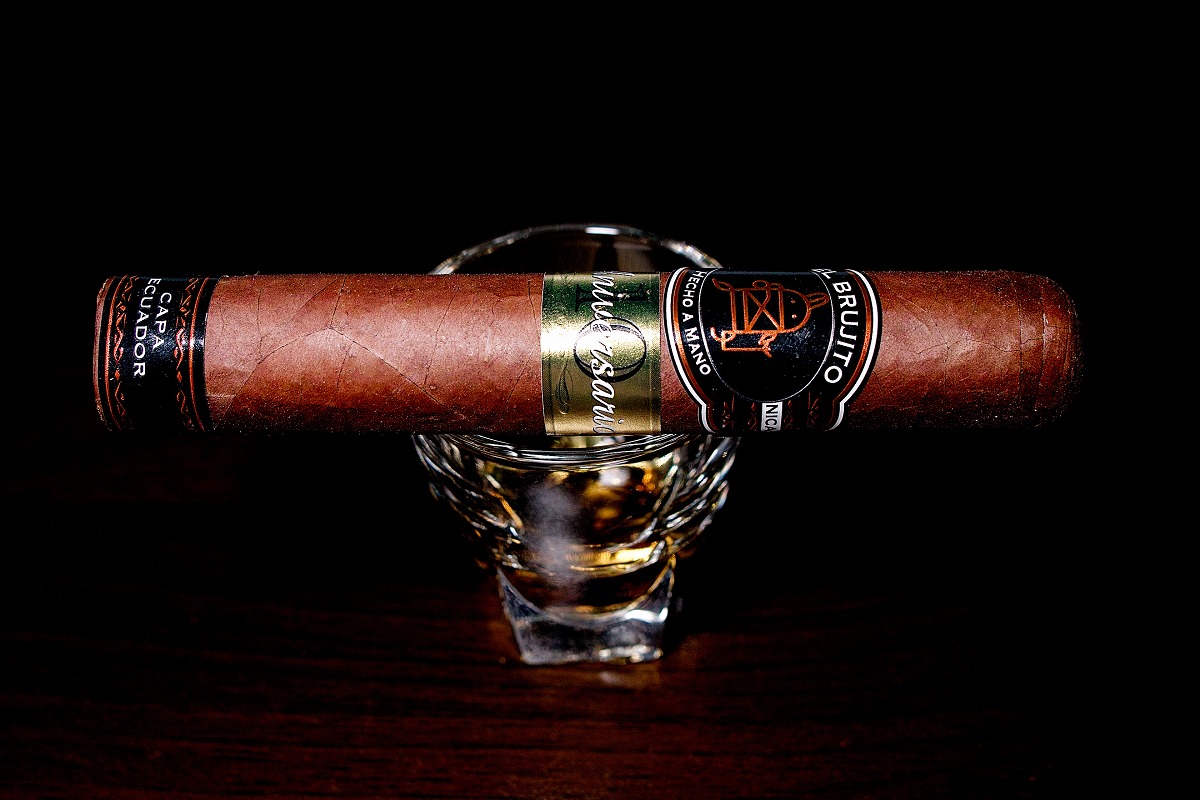 アルファンブラ エル ブルヒート 10周年記念シガー/Alfambra El Brujito 10 Aniversario Gorditos Cigar Review｜葉巻/シガー初心者の喫煙レビューブログ｜ギャラリー1