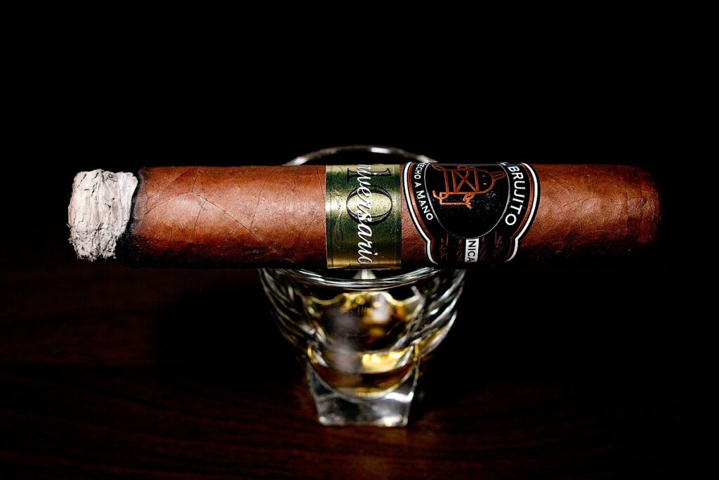アルファンブラ エル ブルヒート 10周年記念シガー/Alfambra El Brujito 10 Aniversario Gorditos Cigar Review｜葉巻/シガー初心者の喫煙レビューブログ｜喫煙序盤ファーストサード