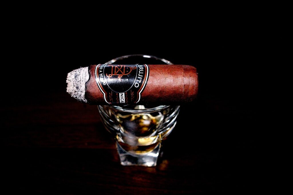 アルファンブラ エル ブルヒート 10周年記念シガー/Alfambra El Brujito 10 Aniversario Gorditos Cigar Review｜葉巻/シガー初心者の喫煙レビューブログ｜喫煙終盤ファイナルサード