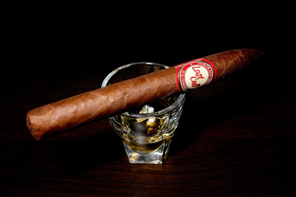 A.J. フェルナンデス ラストコール ハバノ フラキータス/A.J. Fernandez Last Call Habano Flaquitas Cigar Review｜葉巻/シガー初心者の喫煙レビューブログ｜ギャラリー3