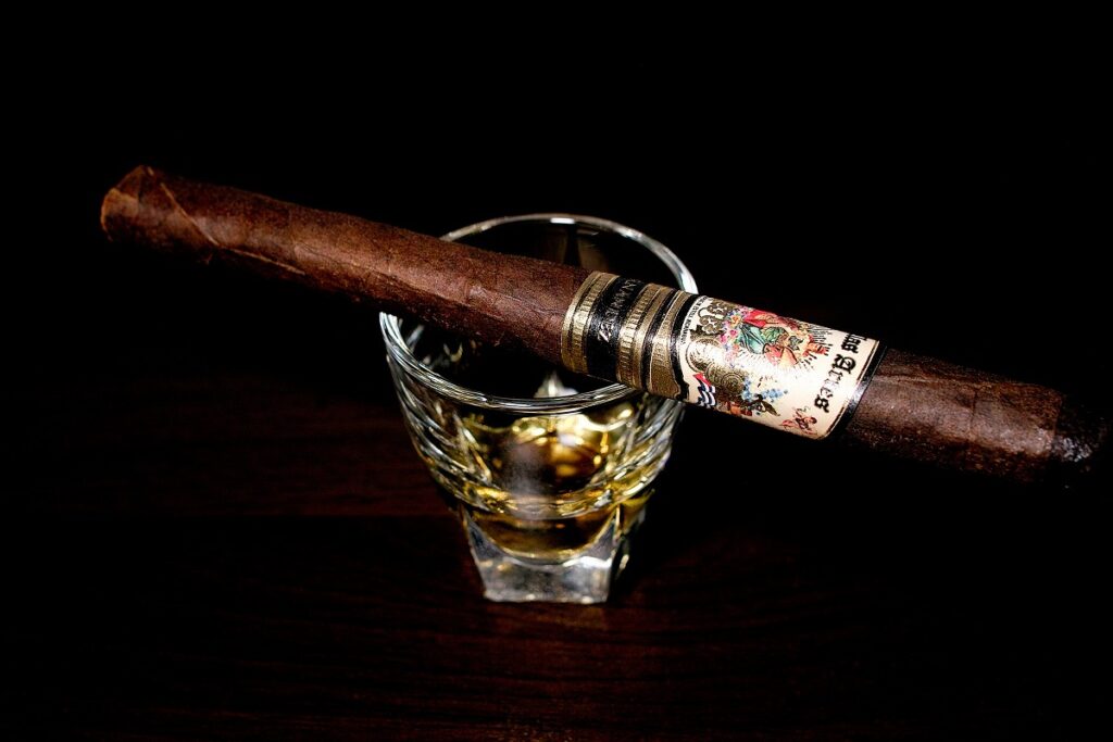 A.J. フェルナンデス ベジャス アルテス マデューロ ランセロ/A.J. Fernandez Bellas Artes Maduro Lancero Cigar Review｜葉巻/シガー初心者の喫煙レビューブログ｜ギャラリー2