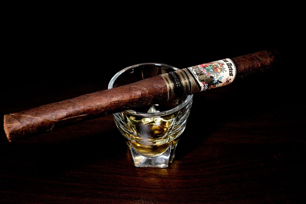 A.J. フェルナンデス ベジャス アルテス マデューロ ランセロ/A.J. Fernandez Bellas Artes Maduro Lancero Cigar Review｜葉巻/シガー初心者の喫煙レビューブログ｜ギャラリー3