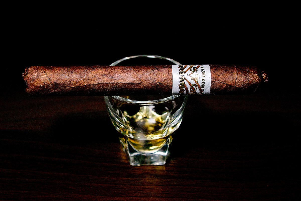 クリストフ ハバノ コロナ/Kristoff Habano Corona Cigar Review｜葉巻/シガー初心者の喫煙レビューブログ｜ギャラリー1-1