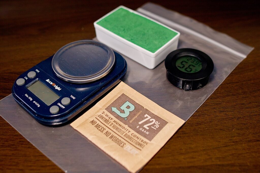 自家製発酵器製作に必要な材料｜自家製発酵器熟成｜葉巻熟成方法とその考え方