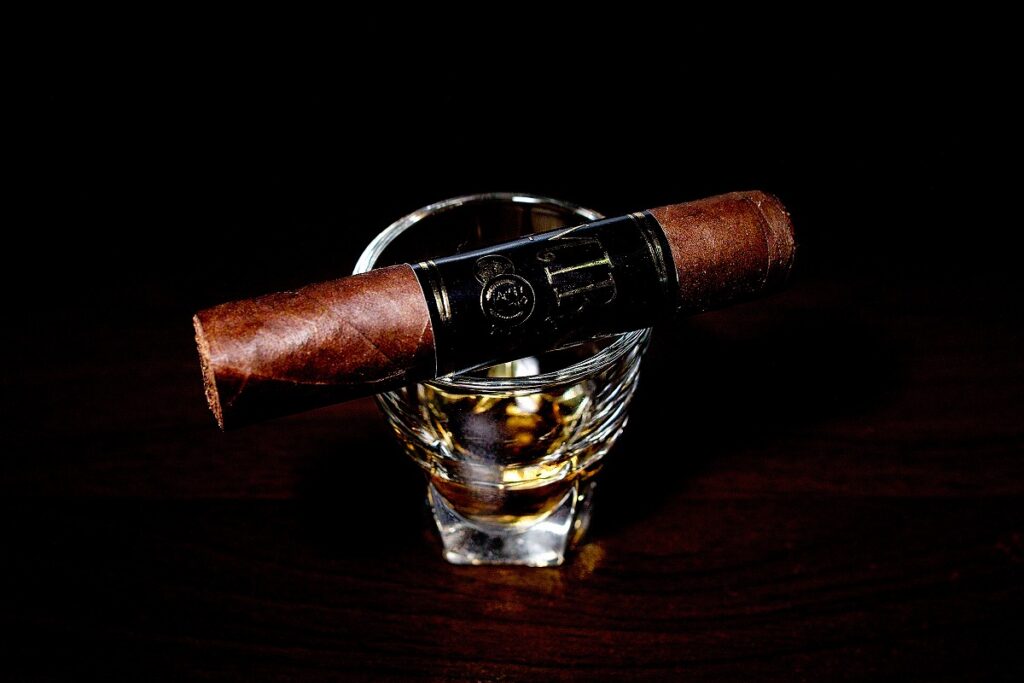 ミロ ショートロブスト/Kuuts Miro Short Robusto Cigar Review｜葉巻/シガー初心者の喫煙レビューブログ｜ギャラリー3