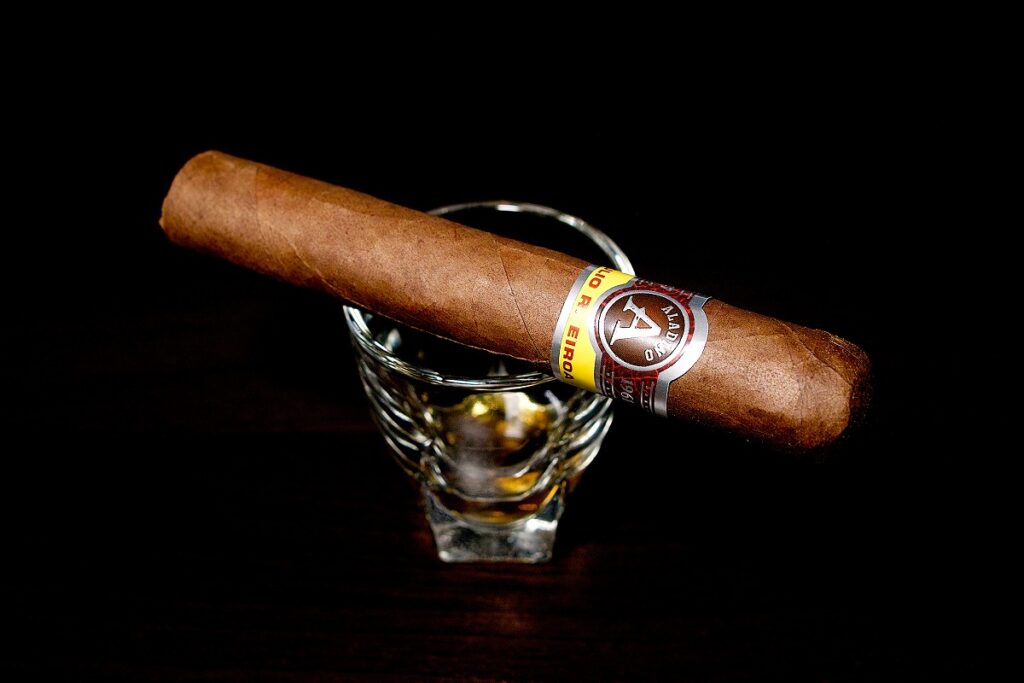 アラディーノ コロホ ロブスト/Aladino Corojo Robusto Cigar Review｜葉巻/シガー初心者の喫煙レビューブログ｜ギャラリー2