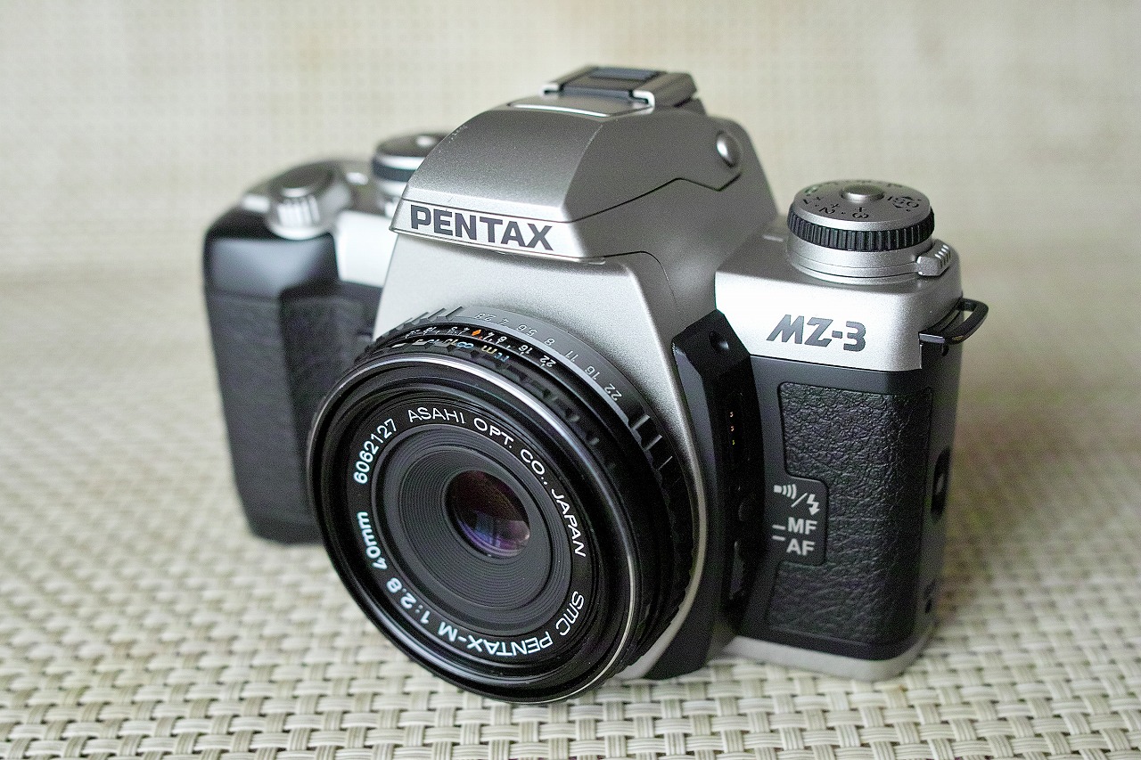 ペンタックスMZ-50とあと買の広角レンズ